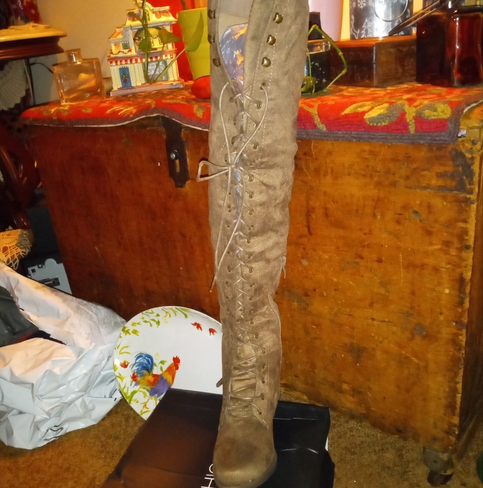 Brown Lace-Up Knee-High Boots